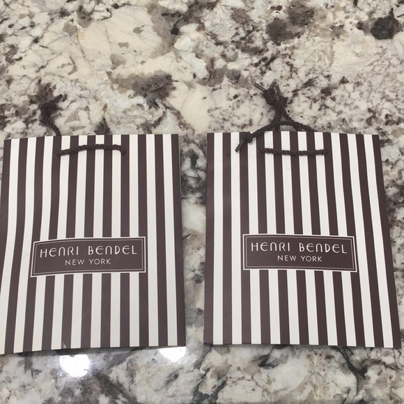 Henri Bendel shopping bags - Picture 1 of 3